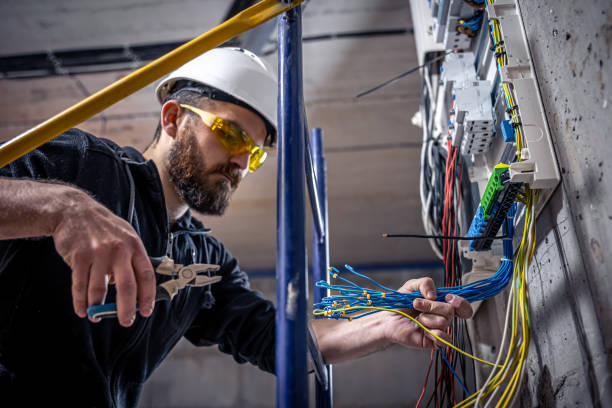 Best Industrial Electrical Services  in South Sarasota, FL