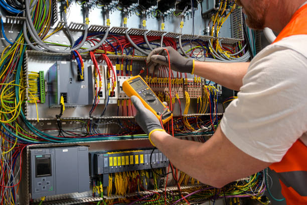 Best Electrician Near Me  in South Sarasota, FL